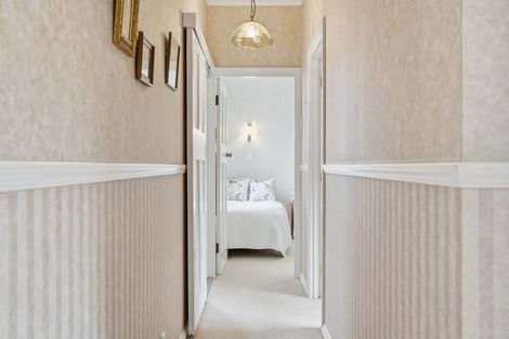 Photo of property in 3 Selwyn Crescent, College Estate, Whanganui, 4500