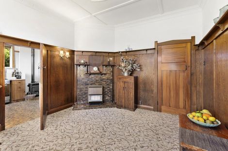 Photo of property in 39 Sutherland Crescent, Melrose, Wellington, 6023