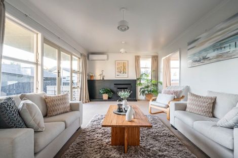 Photo of property in 3 Frame Street, Leamington, Cambridge, 3432