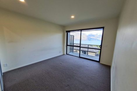 Photo of property in Arno Apartment, 5/8 Mckerrow Place, Sunshine Bay, Queenstown, 9300