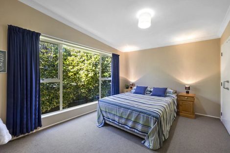 Photo of property in 426 South Road, Omata, New Plymouth, 4374