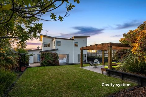 Photo of property in 17 Glen Bay Close, Pinehill, Auckland, 0632