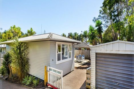 Photo of property in 50 Edmonton Road, Henderson, Auckland, 0612