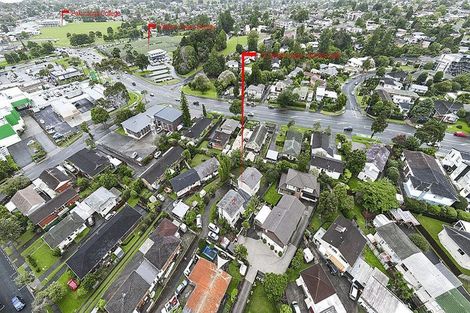 Photo of property in 1/12 Ballater Place, Highland Park, Auckland, 2010