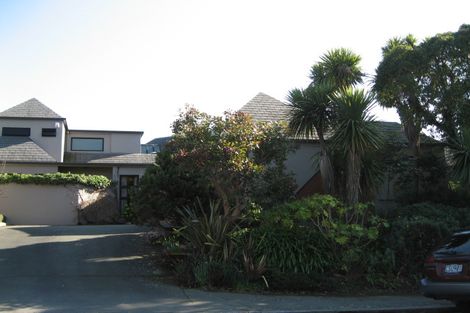 Photo of property in 2/12 Macmillan Avenue, Cashmere, Christchurch, 8022