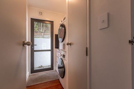 Photo of property in 21b Cockayne Road, Khandallah, Wellington, 6035