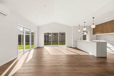 Photo of property in 30 Wai Whatu Street, Meeanee, 4110