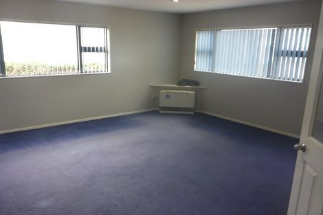 Photo of property in 53a Tauhinu Road, Miramar, Wellington, 6022