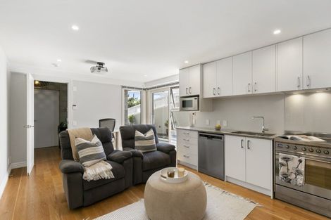 Photo of property in 61a Cashmere Avenue, Khandallah, Wellington, 6035