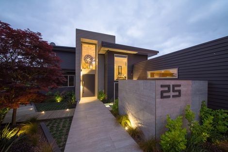 Photo of property in 25 Trent Avenue, Hokowhitu, Palmerston North, 4410