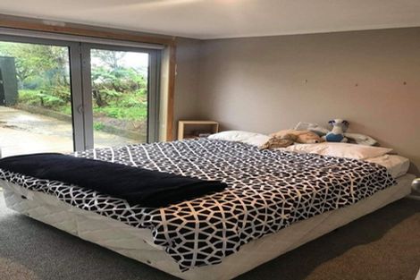 Photo of property in 128 Matipo Road, Te Atatu Peninsula, Auckland, 0610