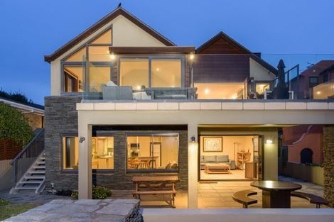 Photo of property in 85 Marine Parade, Mount Maunganui, 3116