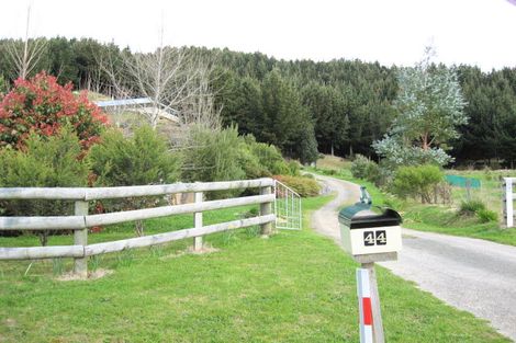 Photo of property in 44 Mahaki Road, Nikau Valley, Paraparaumu, 5032
