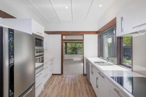 Photo of property in 50 Glandovey Road, Fendalton, Christchurch, 8052