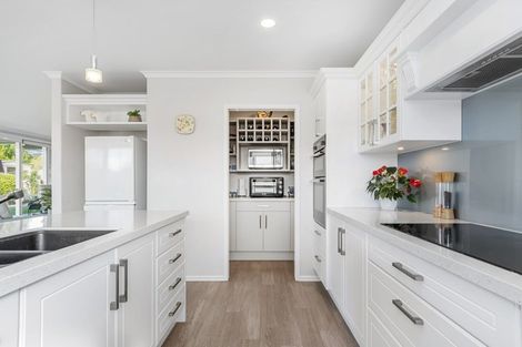 Photo of property in 19 Double Bay Road, Pyes Pa, Tauranga, 3112