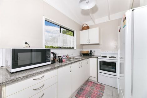 Photo of property in 134 Triangle Road, Massey, Auckland, 0614