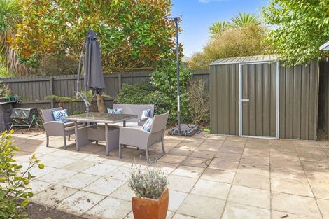 Photo of property in 1 Edgewater Lane, Halswell, Christchurch, 8025