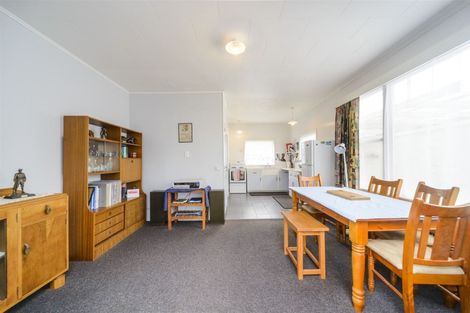 Photo of property in 5 Pencarrow Street, Highbury, Palmerston North, 4412