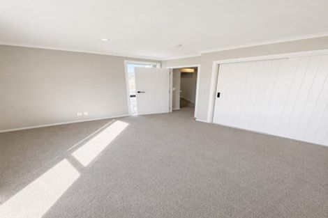 Photo of property in 9e Hinau Grove, Wainuiomata, Lower Hutt, 5014