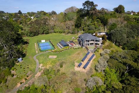 Photo of property in 236 Whitford Road, Shamrock Park, Howick, 2571