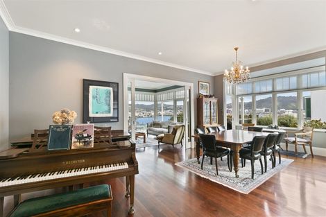 Photo of property in 12 Carlton Gore Road, Roseneath, Wellington, 6011