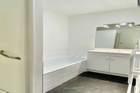 Photo of property in 2/719 Fergusson Drive, Elderslea, Upper Hutt, 5018