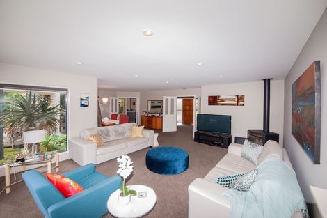 Photo of property in 2 Furlong Crescent, Churton Park, Wellington, 6037