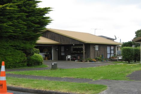 Photo of property in 11 Green Lane, Pukekohe, 2120