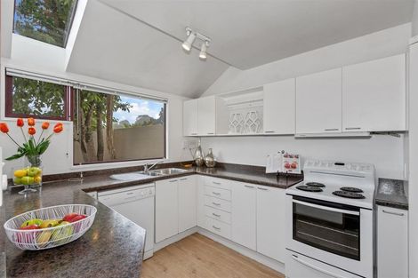 Photo of property in 2/11 Rastrick Street, Merivale, Christchurch, 8014