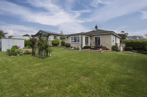 Photo of property in 11 Selwyn Street, South Hill, Oamaru, 9400