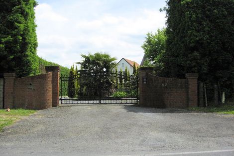 Photo of property in 67 Old Railway Road, Kumeu, 0892