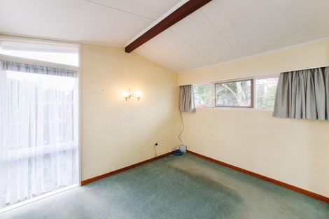 Photo of property in 21 Saint Albans Avenue, Hokowhitu, Palmerston North, 4410