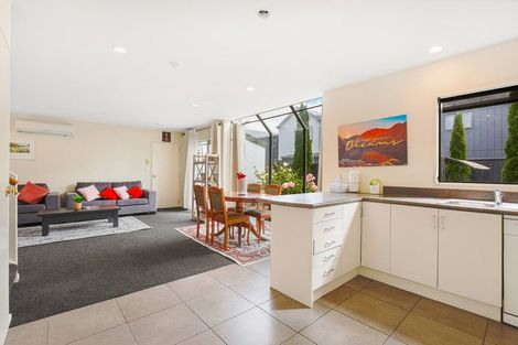 Photo of property in 2/44 London Street, Richmond, Christchurch, 8013