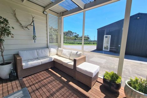 Photo of property in 3636 South Road, Opunake, 4682