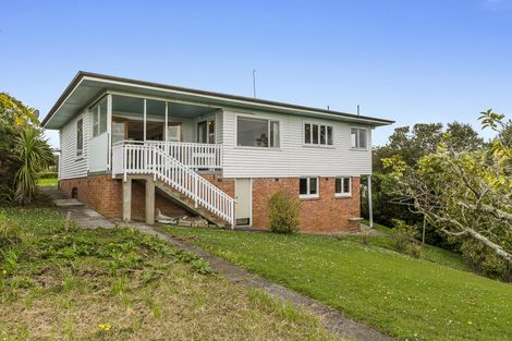 Photo of property in 32 James Tyler Crescent, Lynfield, Auckland, 1042