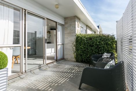 Photo of property in 1/1 Goddard Lane, Havelock North, 4130