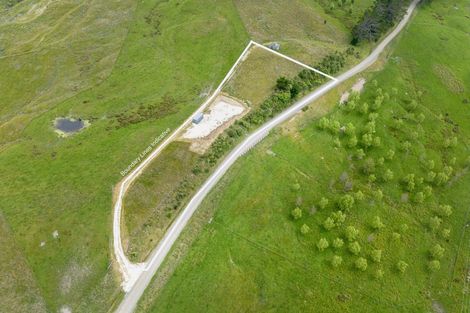 Photo of property in 624 Old Hill Road, Porangahau, 4291