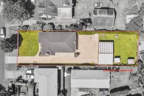 Photo of property in 20 Peachgrove Road, Te Atatu Peninsula, Auckland, 0610