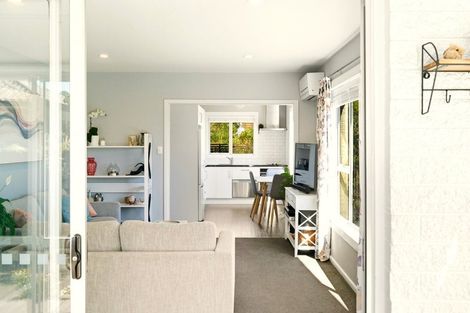 Photo of property in 6 Kennedys Bush Road, Halswell, Christchurch, 8025