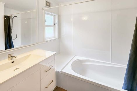 Photo of property in 42b Nikau Street, Eastbourne, Lower Hutt, 5013