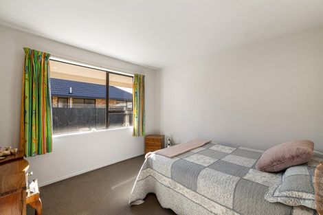 Photo of property in 18 Mauger Drive, Heathcote Valley, Christchurch, 8022