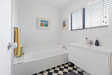 Photo of property in 88 Vale Street, Otumoetai, Tauranga, 3110