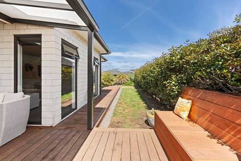 Photo of property in 14 Waitaha Place, Bell Block, New Plymouth, 4312