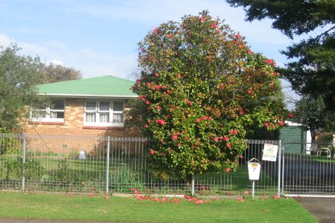 Photo of property in 7 Smiths Avenue, Papakura, 2110