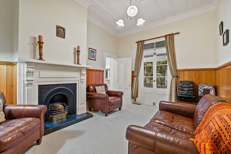 Photo of property in 28 Fifth Avenue, Avenues, Whangarei, 0110