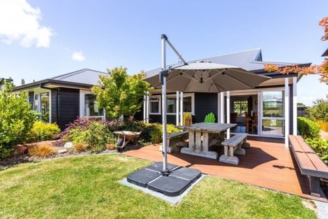 Photo of property in 500 Kinloch Road, Kinloch, Taupo, 3377