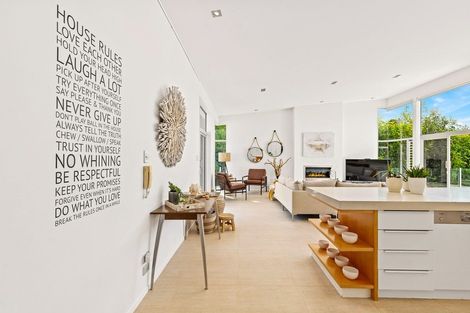 Photo of property in 17 Javelin Close, Gulf Harbour, Whangaparaoa, 0930