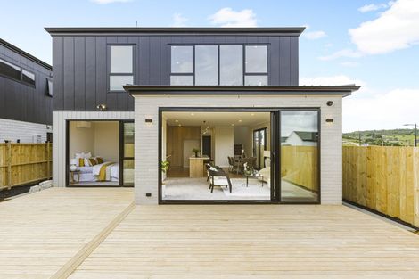 Photo of property in 3 Ridgehill Rise, Flat Bush, Auckland, 2019