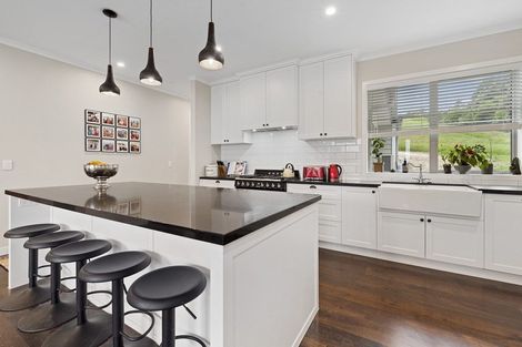 Photo of property in 402 Paremoremo Road, Paremoremo, Auckland, 0632