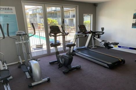 Photo of property in 4/47 Haven Drive, East Tamaki, Auckland, 2013